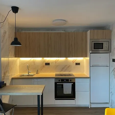 Cozy 6' From San Sebastian + Parking *