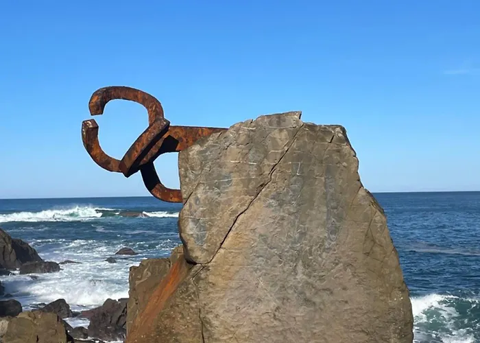 Cozy 6' From San Sebastian + Parking Usúrbil