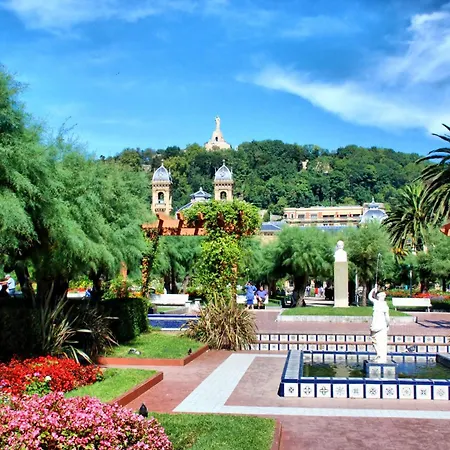 Cozy 6' From San Sebastian + Parking * Usurbil