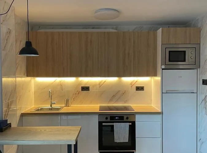 Cozy 6' From San Sebastian + Parking *