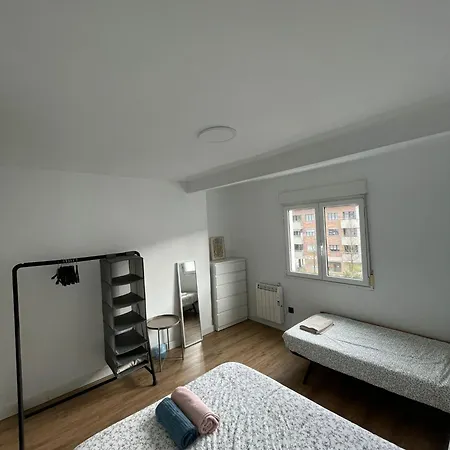 Cozy 6' From San Sebastian + Parking アパート *